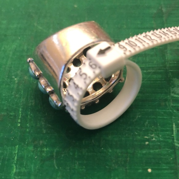 Turquoise and silver ring - Picture 4 of 6